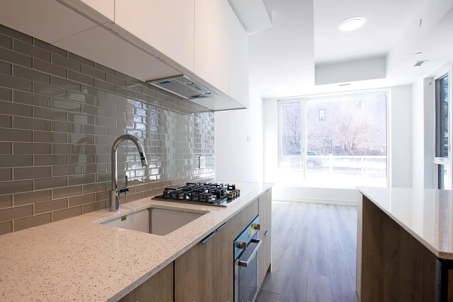 Additional image 10 of 722 Marlee Avenue 104