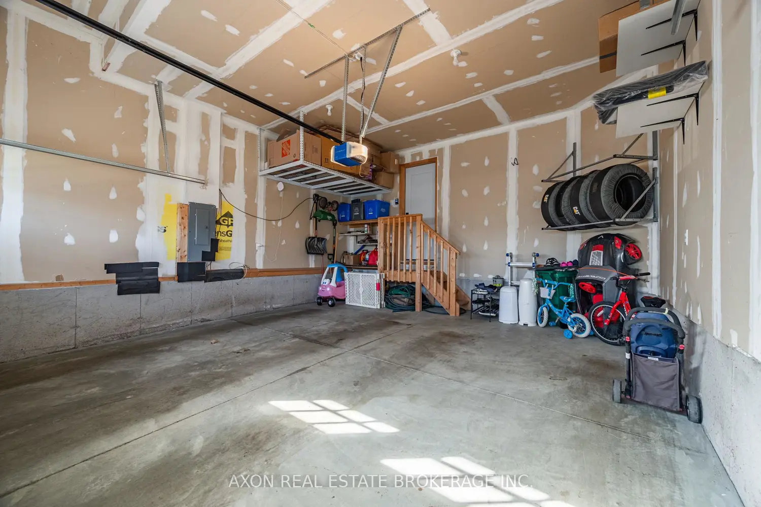 Additional image 9 of 1371 Andersen Drive