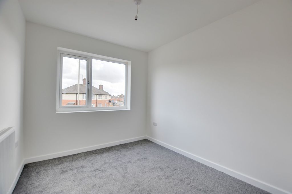 Additional image 15 of 4 bed end terrace house for saleGipsy Lane, Leicester LE4