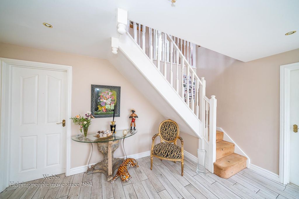 Additional image 5 of 4 bed detached house for salePool Close, Shareshill, Wolverhampton WV10