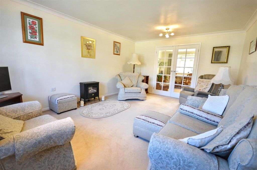 Additional image 2 of 4 bed detached house for saleSunningdale, Stone ST15