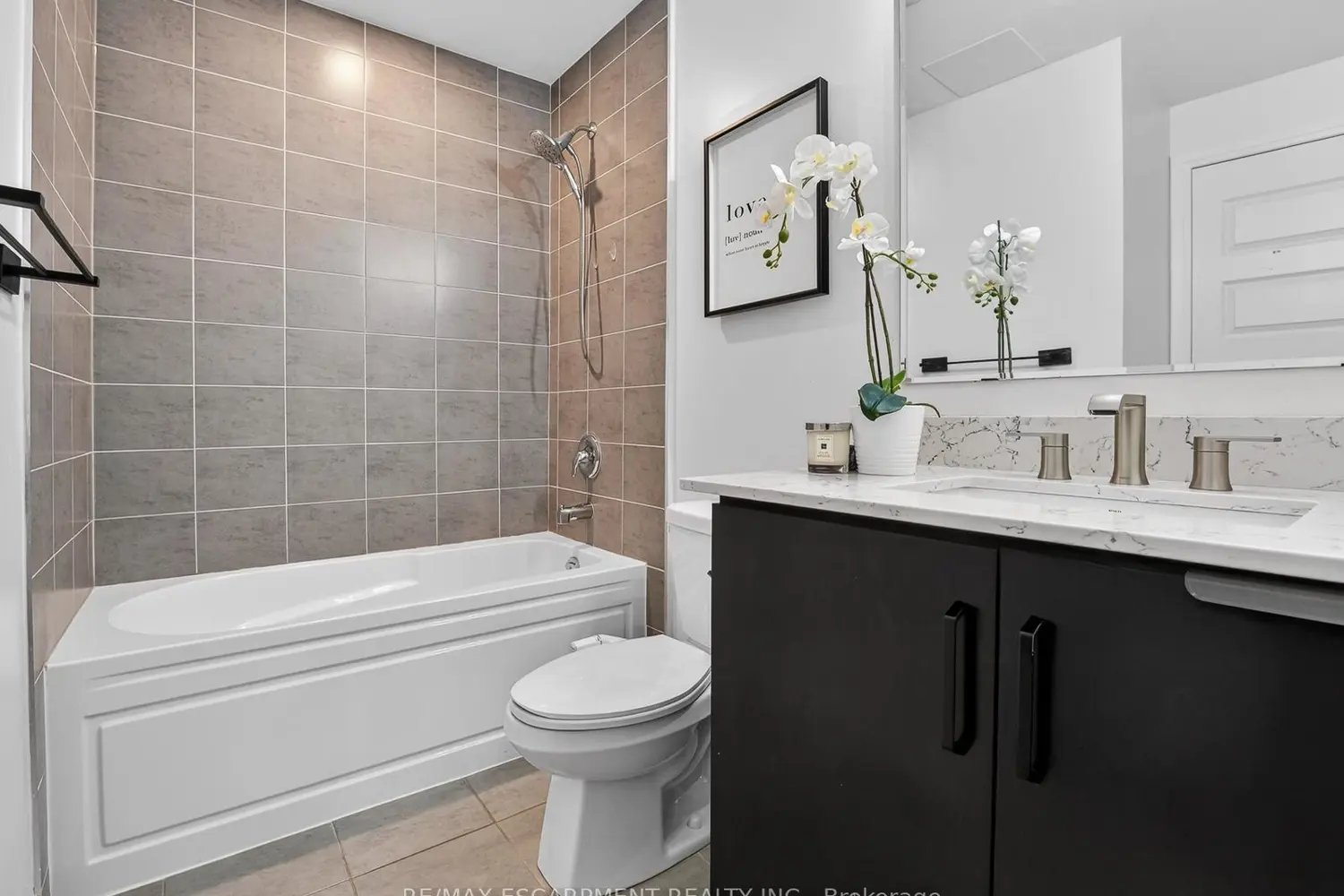Additional image 14 of 1105 Leger Way 631