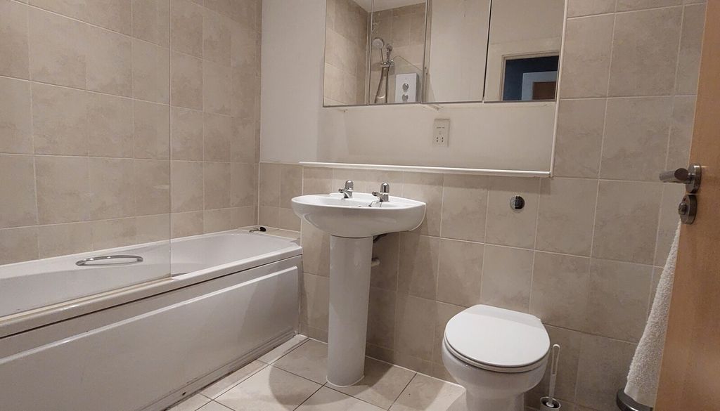 Additional image 7 of 3 bed flat for saleWimbledon Street, Leicester, Leicestershire LE1