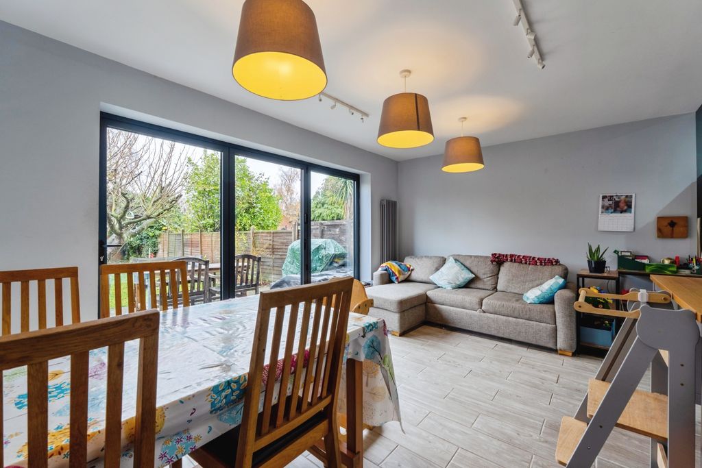 Additional image 7 of 3 bed semi-detached house for saleLower Cambridge Street, Loughborough LE11