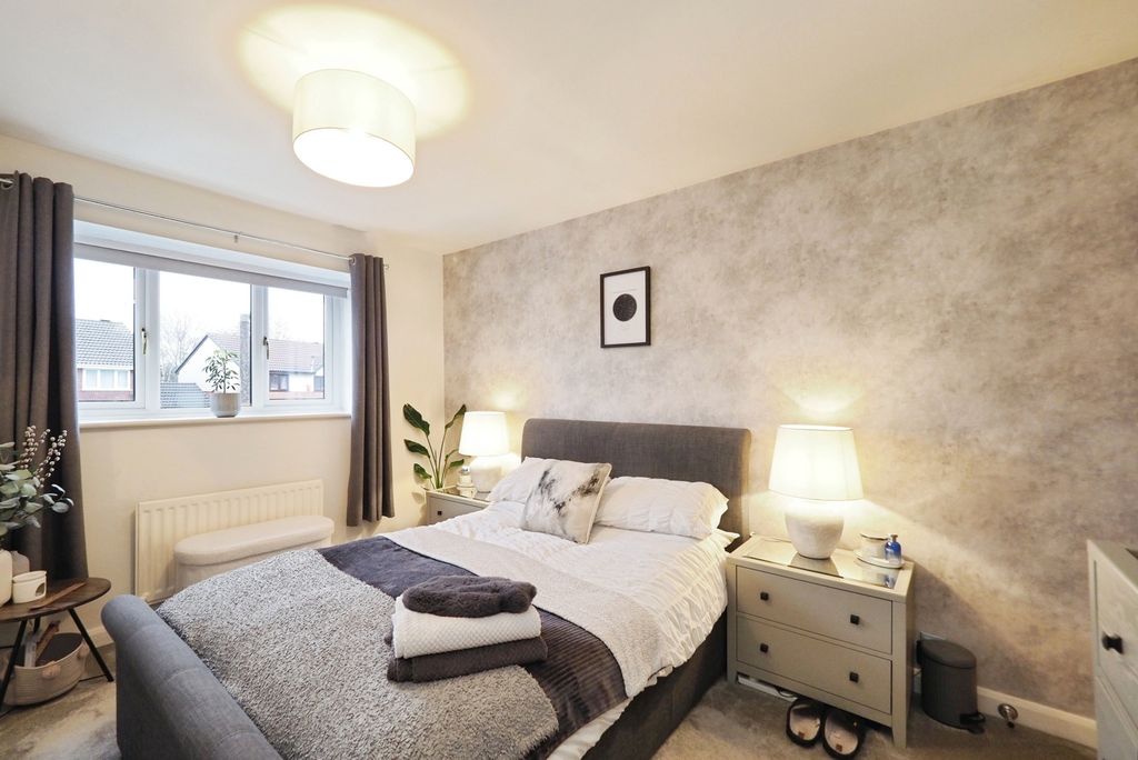 Additional image 9 of 3 bed link detached house for saleGoodwood Close, Stretton, Burton-On-Trent, Staffordshire DE13