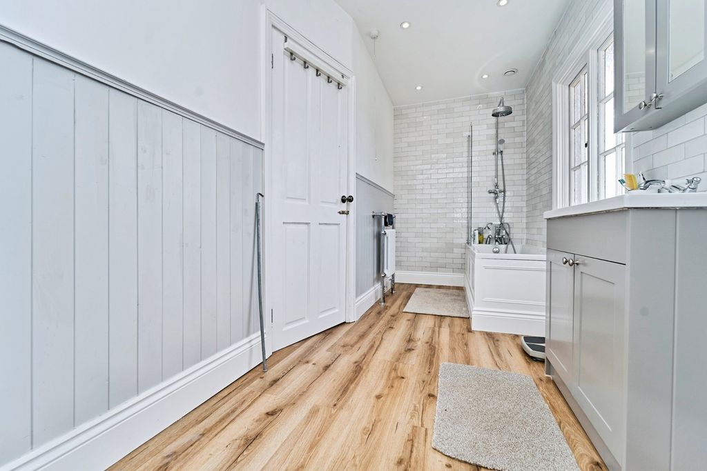 Additional image 19 of 3 bed semi-detached house for saleStation Street, Walsall, Staffordshire WS6