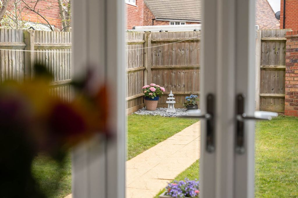 Additional image 6 of 4 bed semi-detached house for saleSummerhill Place, Market Harborough LE16