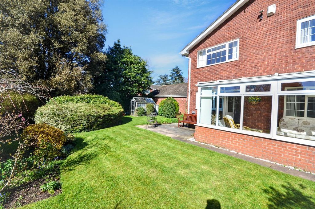 Additional image 4 of 4 bed detached house for saleSunningdale, Stone ST15