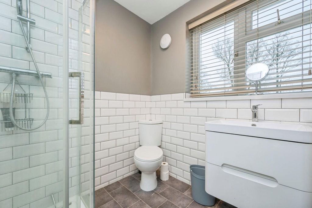 Additional image 18 of 3 bed semi-detached house for saleDama Road, Fazeley, Tamworth B78