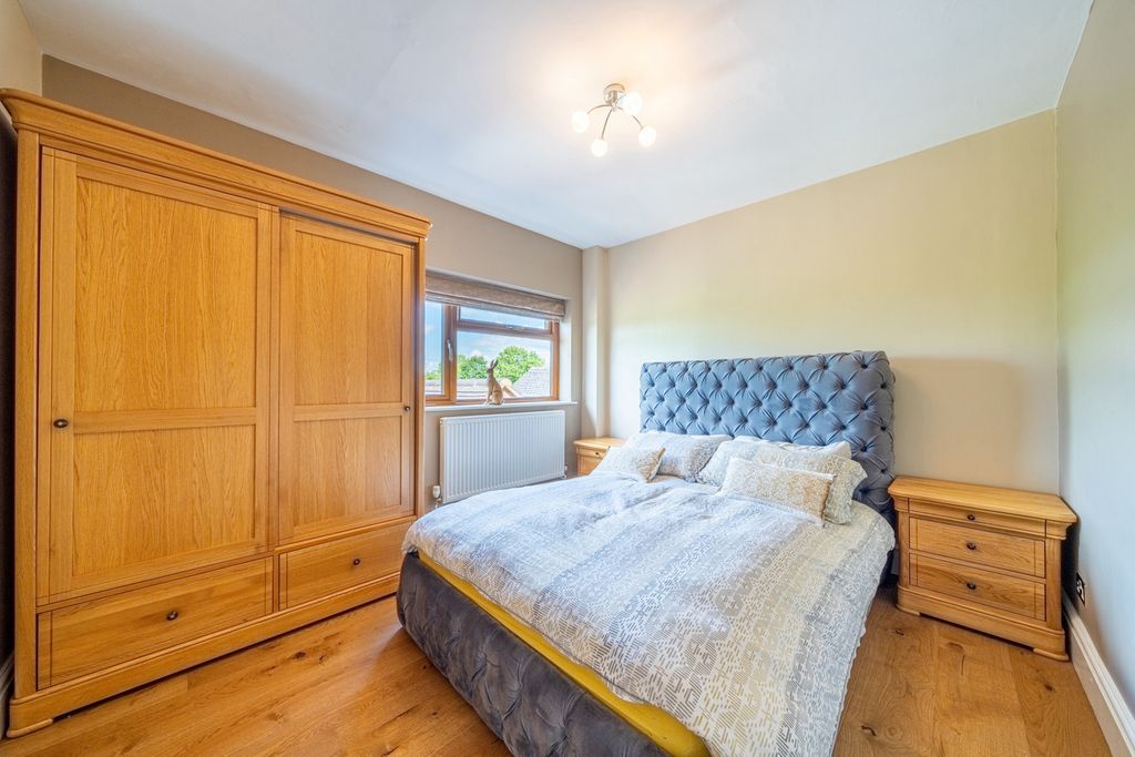 Additional image 25 of 4 bed detached house for saleChapel Lane, Hanbury, Staffordshire DE13