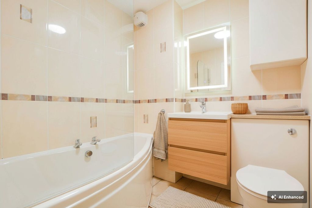 Additional image 4 of 1 bed flat for saleChestnut House, Knighton Drive, Stoneygate, Leicester LE2
