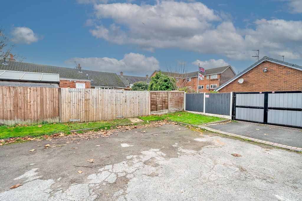 Additional image 27 of 2 bed semi-detached bungalow for salePark Lane, Great Wyrley, Walsall WS6