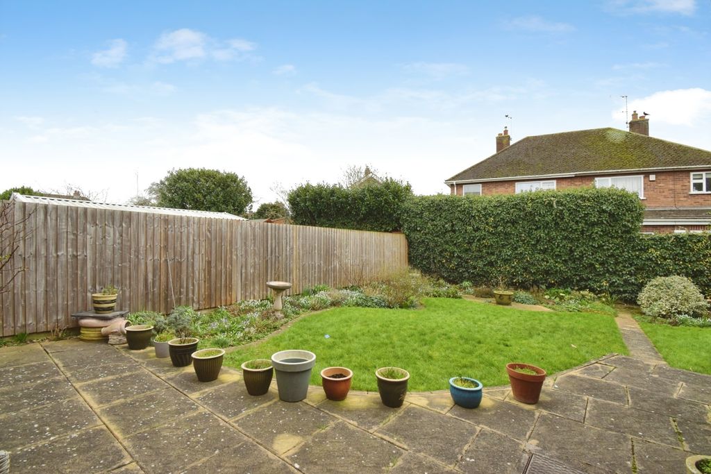 Additional image 19 of 3 bed semi-detached house for saleHighgate Avenue, Birstall, Leicester, Leicestershire LE4