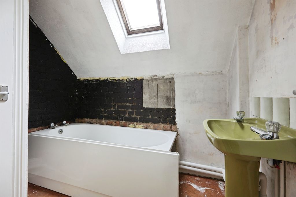 Additional image 8 of 1 bed flat for saleLondon Road, Salisbury SP1