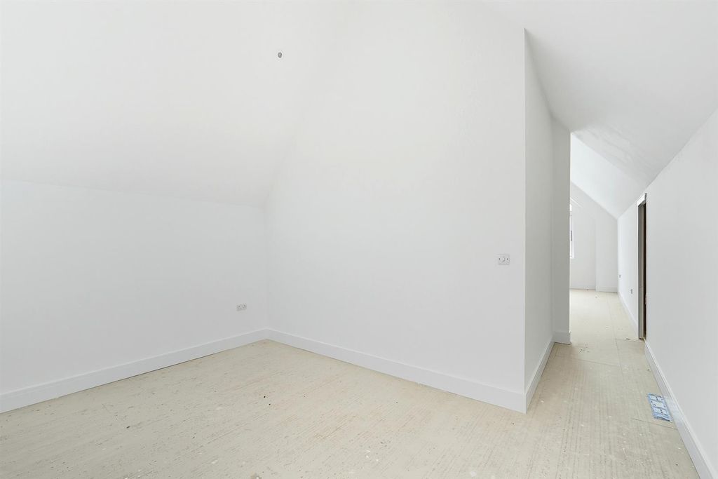 Additional image 36 of 5 bed detached house for saleFreshwater Drive, Weston, Cheshire CW2