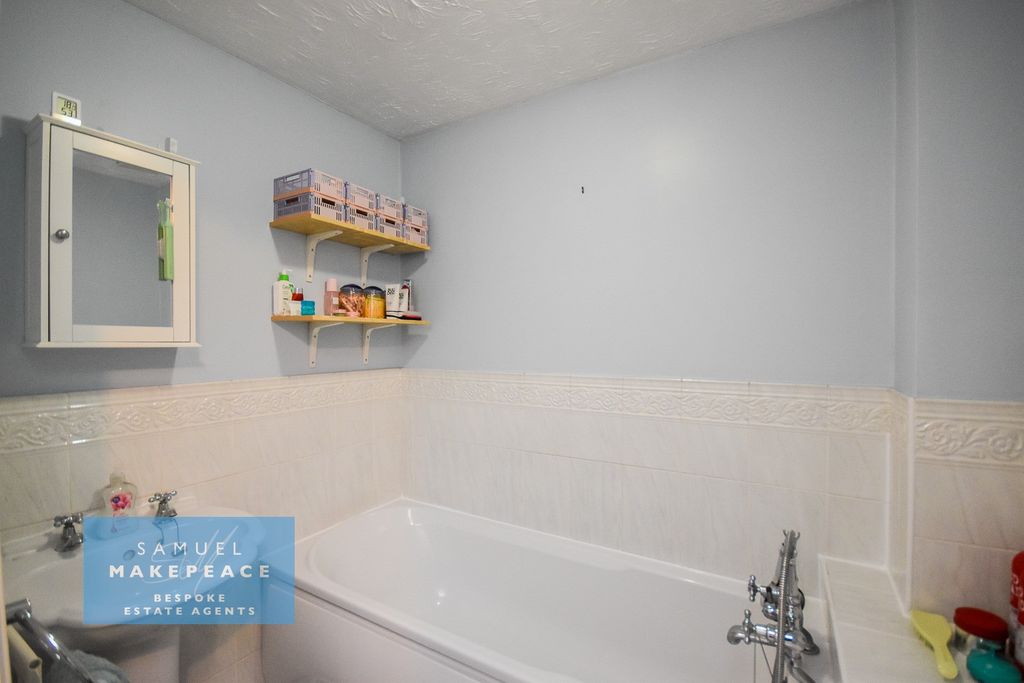 Additional image 13 of 4 bed end terrace house for saleBlackbird Way, Packmoor, Stoke-On-Trent ST7