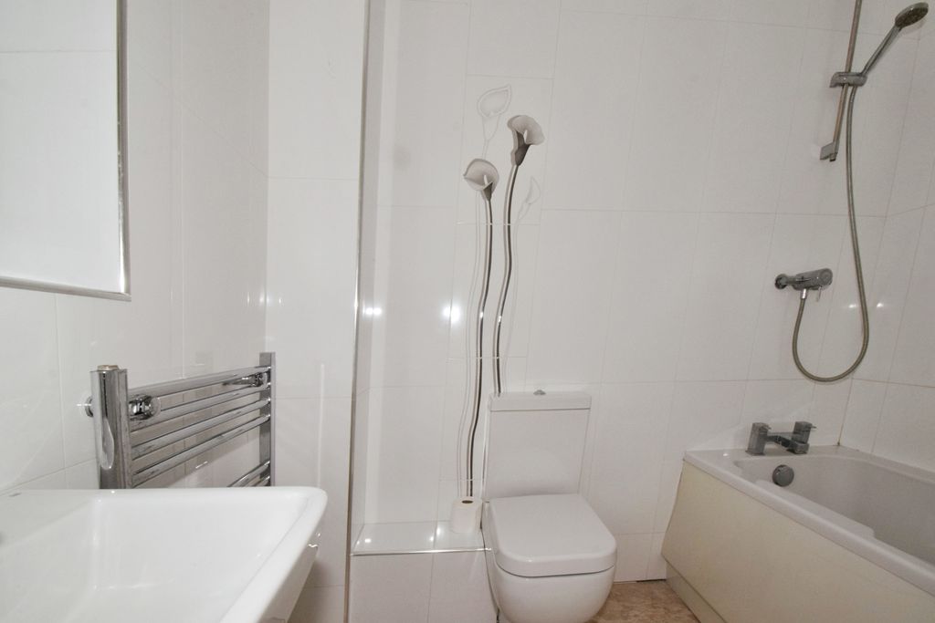 Additional image 21 of 3 bed detached house for saleThe Oval, Oadby, Leicester, Leicestershire LE2
