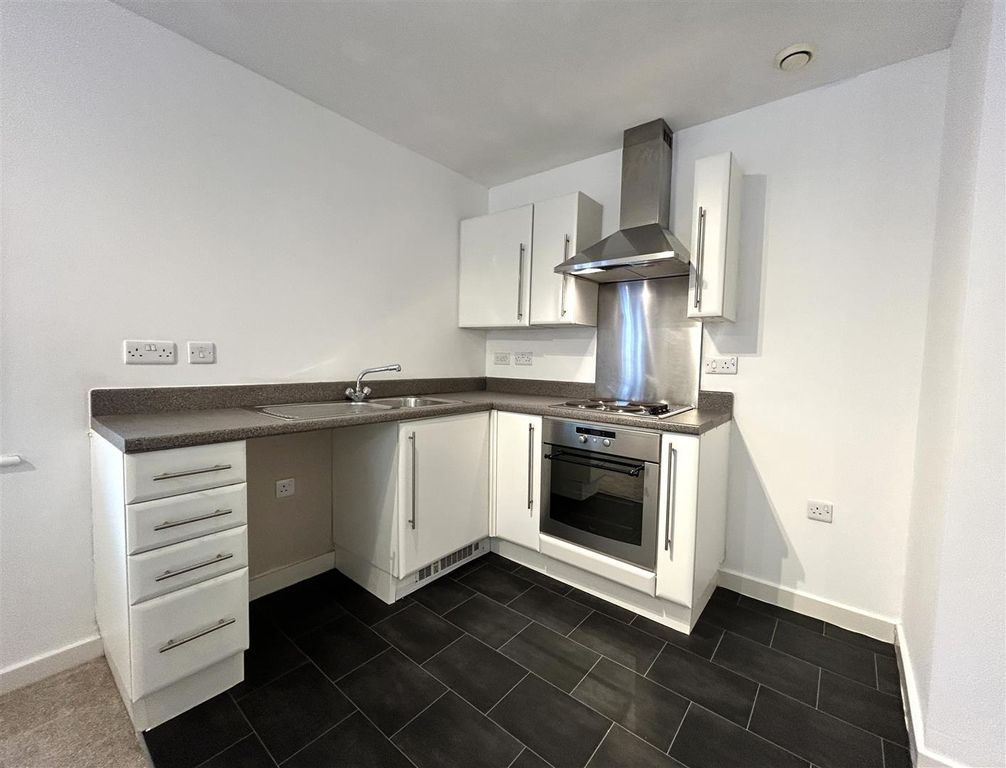 Additional image 6 of 2 bed flat for saleFlowers Yard, Chippenham SN15