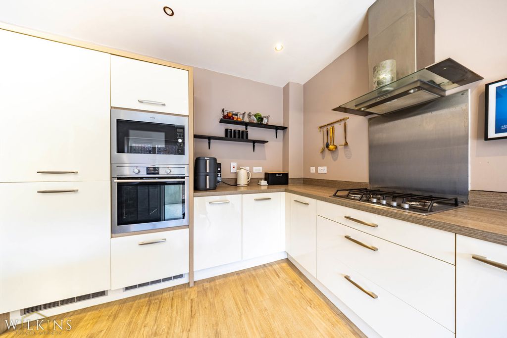 Additional image 7 of 4 bed detached house for saleWensleydale, Wilnecote, Tamworth, Staffordshire B77