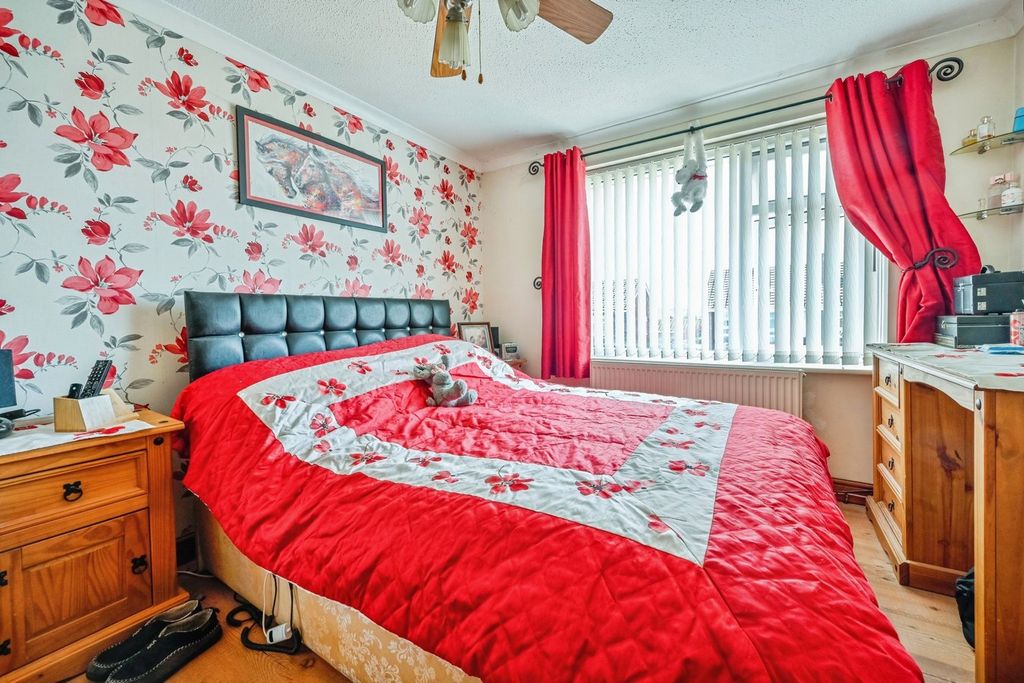 Additional image 11 of 3 bed semi-detached house for saleMeadow Glade, Hixon, Stafford ST18