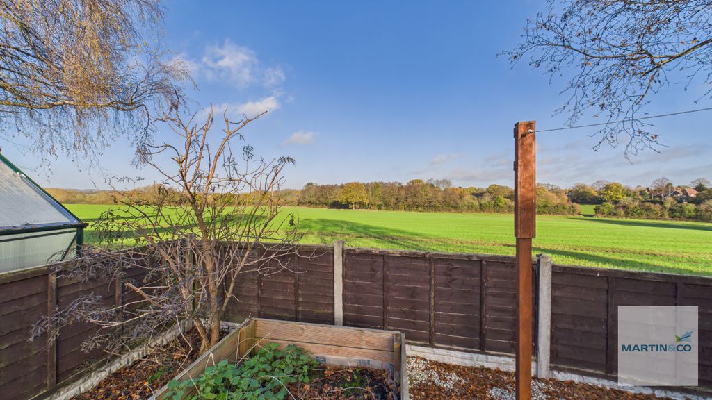 Additional image 15 of 3 bed semi-detached house for saleOrchard Close, Dosthill, Tamworth, Staffordshire B77
