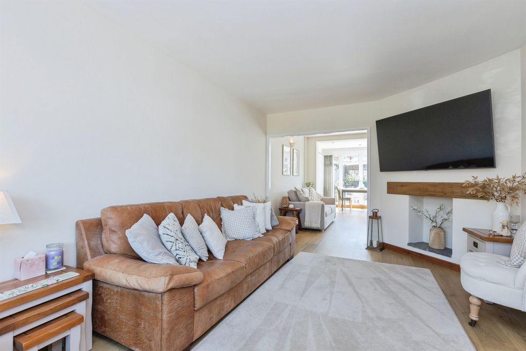 Additional image 11 of 3 bed semi-detached house for saleHall Road, Scraptoft, Leicester LE7