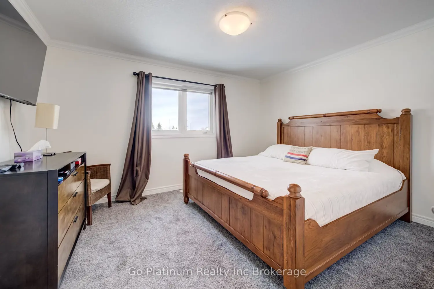 Additional image 12 of 739 Frontenac Crescent