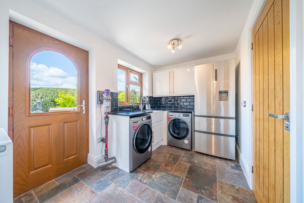 Additional image 16 of 4 bed detached house for saleChapel Lane, Hanbury, Staffordshire DE13