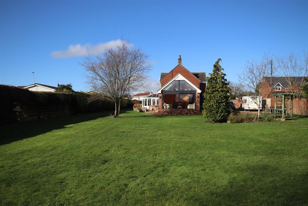 Additional image 21 of 4 bed detached house for saleThe Banks, Lyneham, Chippenham SN15