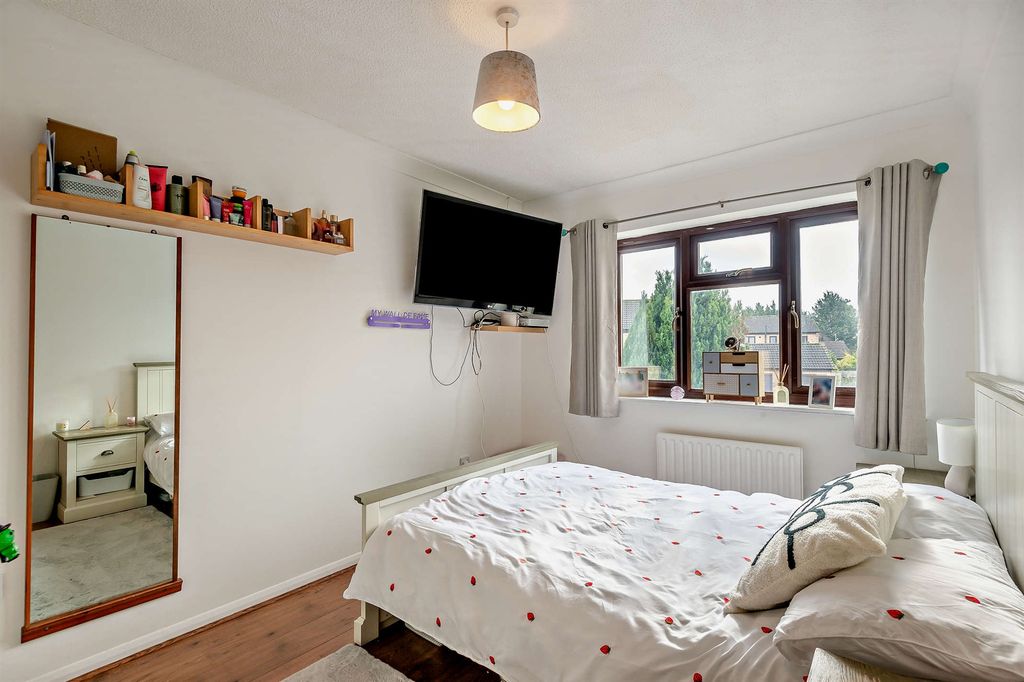 Additional image 8 of 4 bed semi-detached house for saleButtercup Close, Stamford PE9