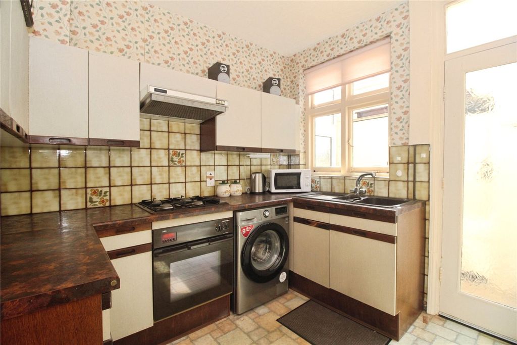 Additional image 4 of 3 bed semi-detached house for salePriesthills Road, Hinckley, Leicestershire LE10