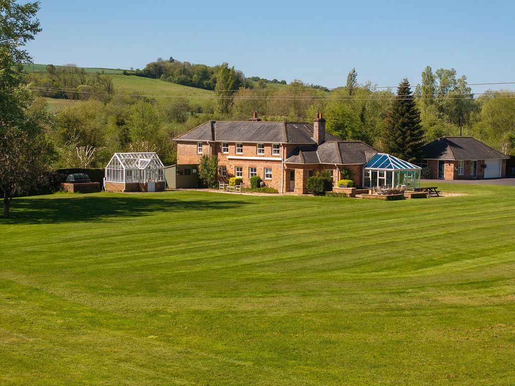 Additional image 18 of 5 bed detached house for saleNewtown, Ramsbury, Marlborough, Wiltshire SN8