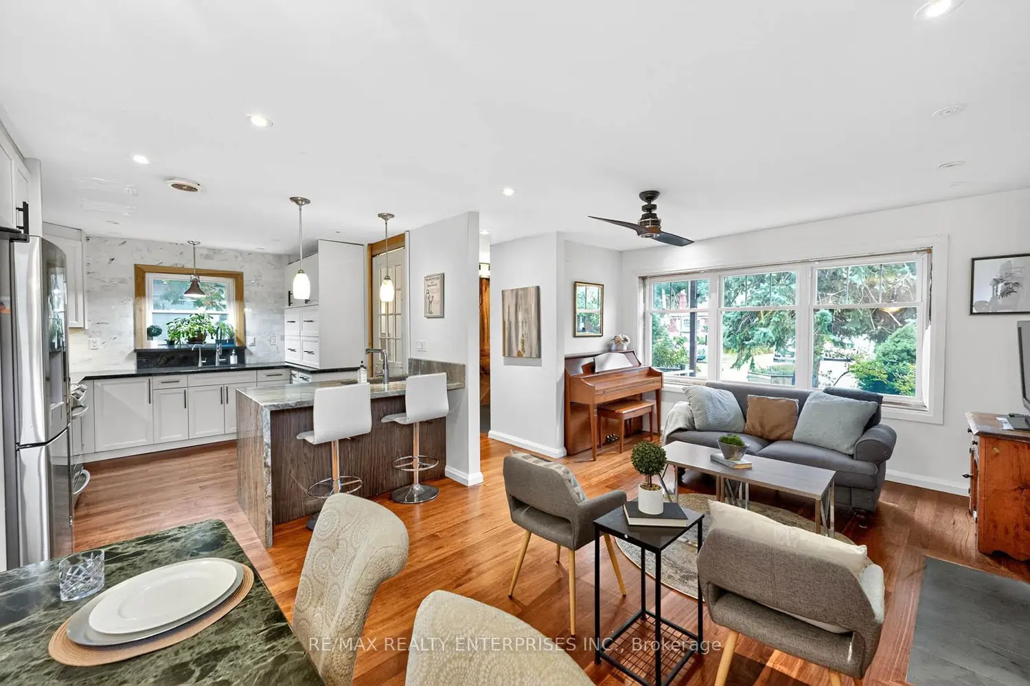 Additional image 6 of 10 Colonial Avenue
