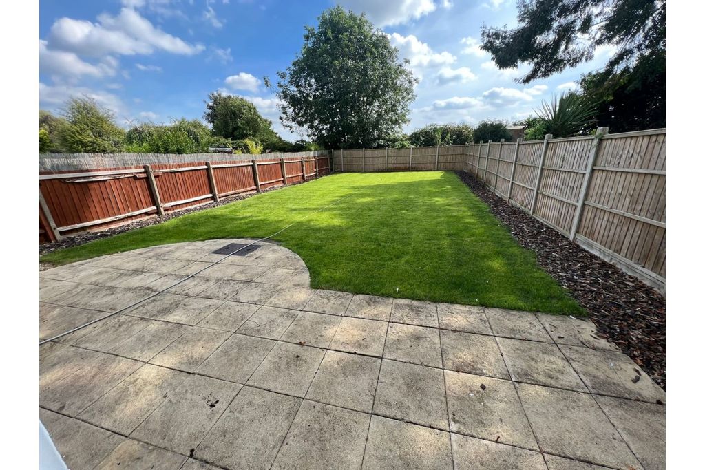 Additional image 9 of 4 bed semi-detached house for saleSpencefield Lane, Leicester LE5
