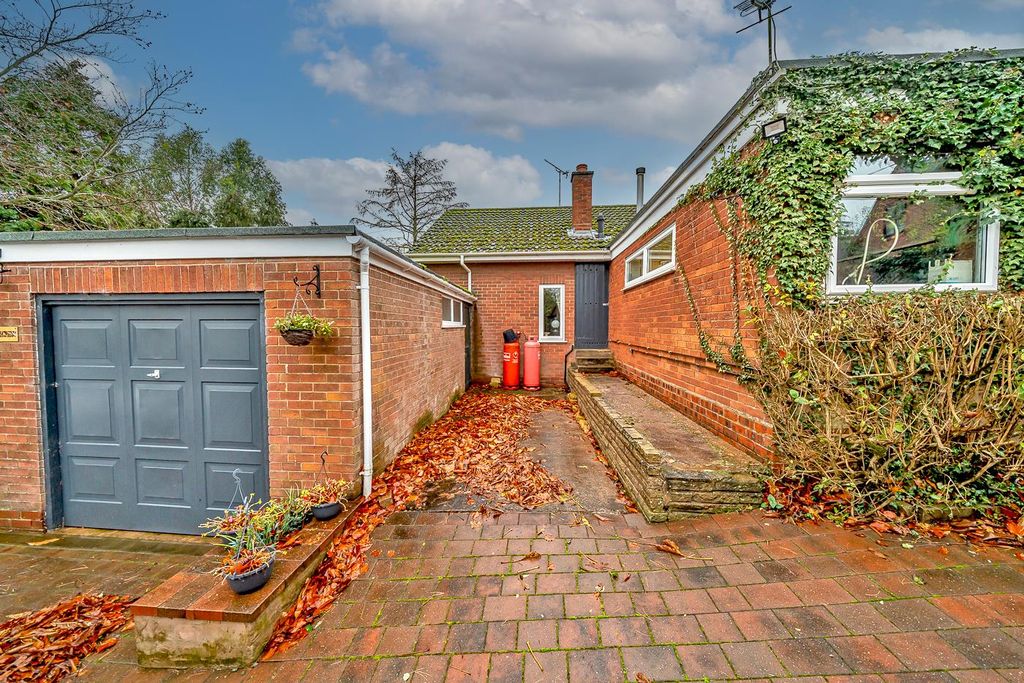Additional image 32 of 4 bed detached bungalow for saleHopton, Stafford ST18