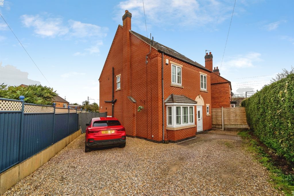 Additional image 20 of 4 bed detached house for saleStation Street, Cheslyn Hay, Walsall WS6