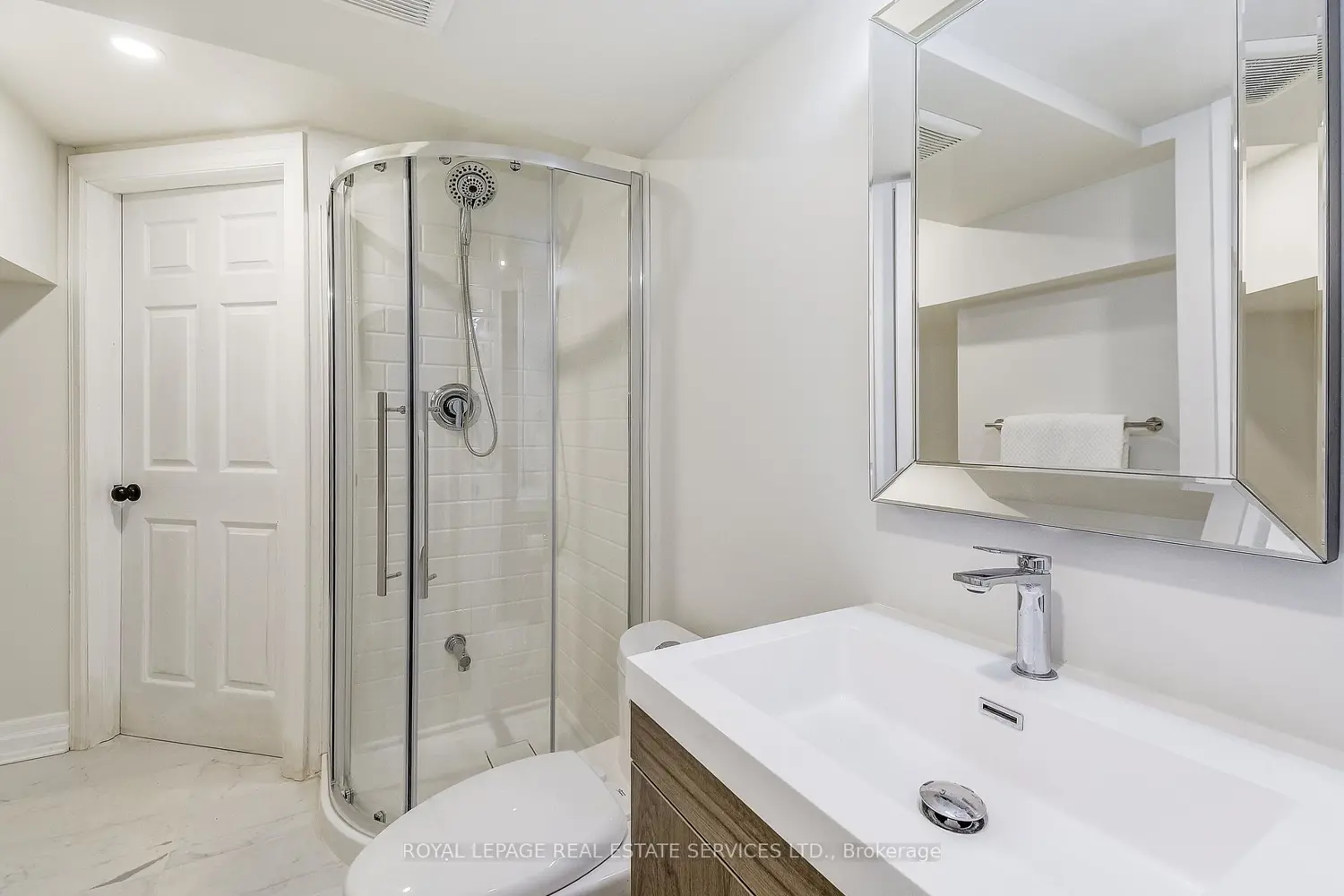 Additional image 12 of 351 Strathcona Drive