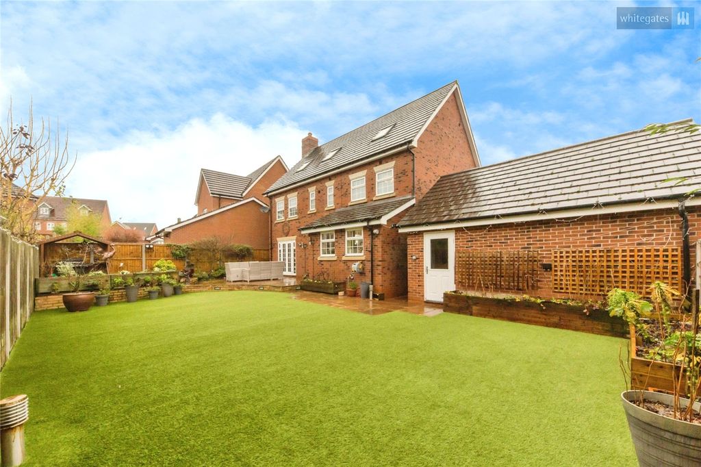Additional image 31 of 5 bed detached house for saleSt. Augustines Drive, Weston, Crewe, Cheshire CW2