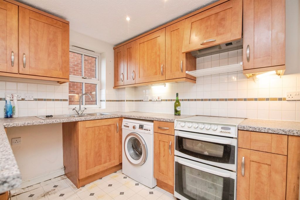 Additional image 3 of 2 bed flat for saleChurns Hill Lane, Himley, Dudley DY3