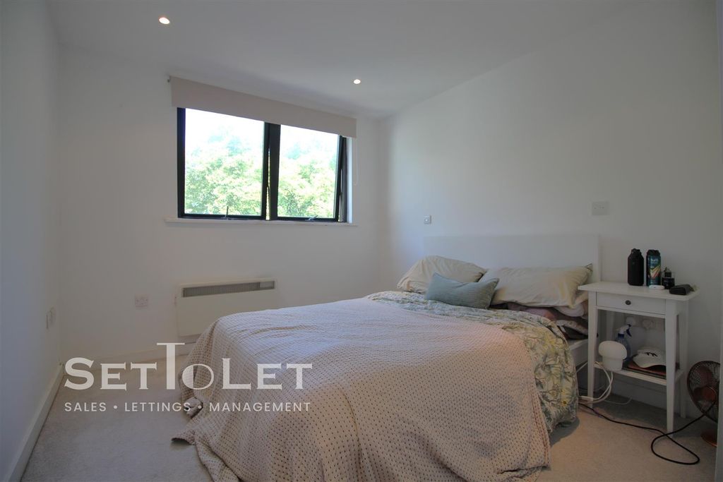 Additional image 7 of 2 bed flat for saleZenith Building, Colton Street, Leicester LE1