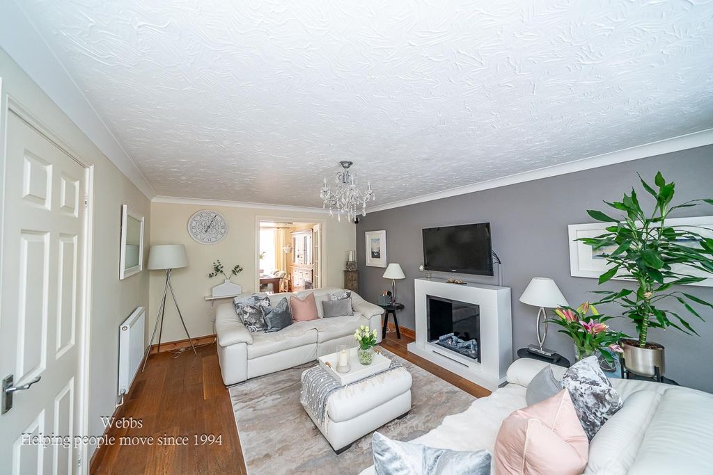 Additional image 2 of 5 bed detached house for saleMeadowsweet Way, Wimblebury, Cannock WS12