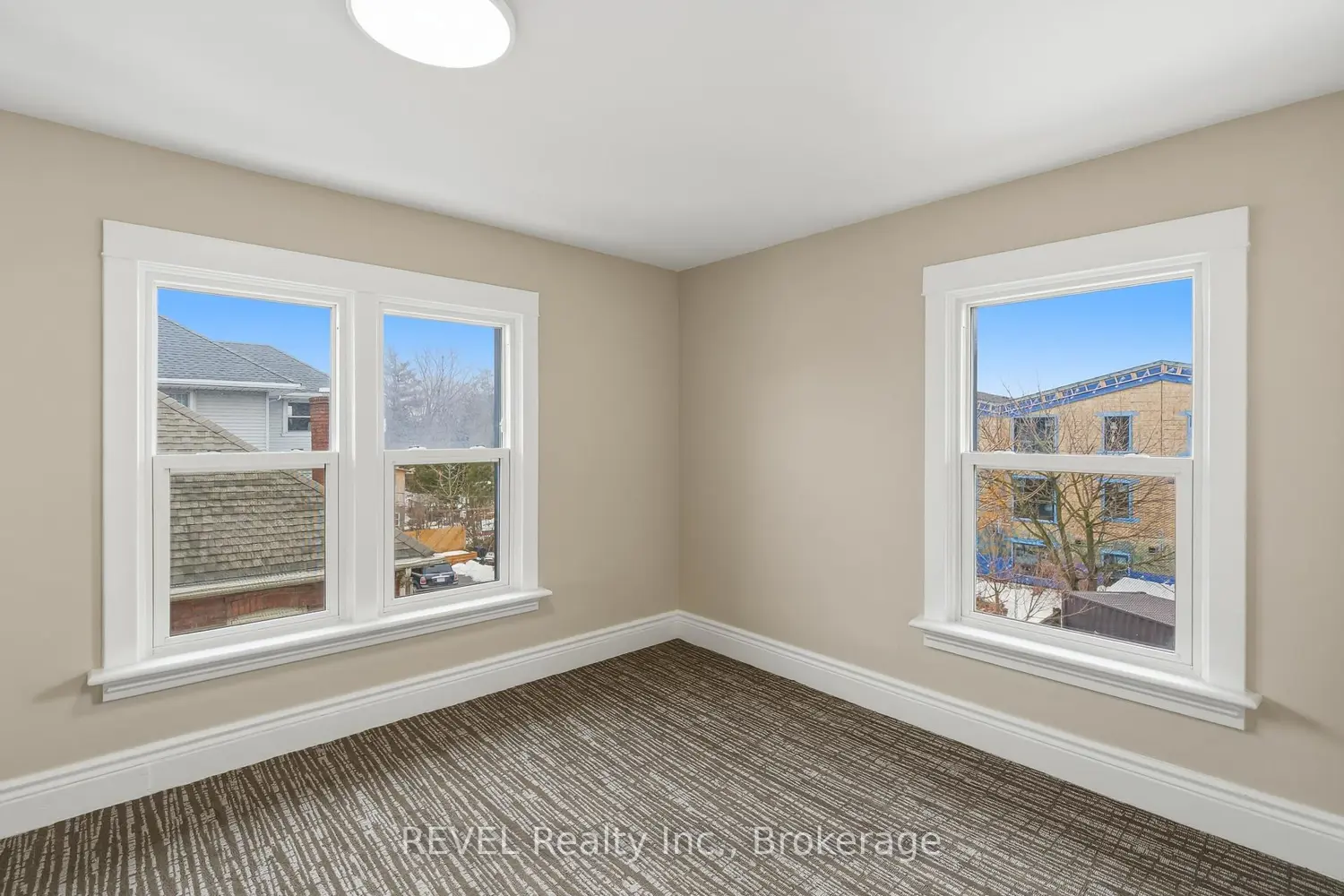Additional image 18 of 184 Queenston Street