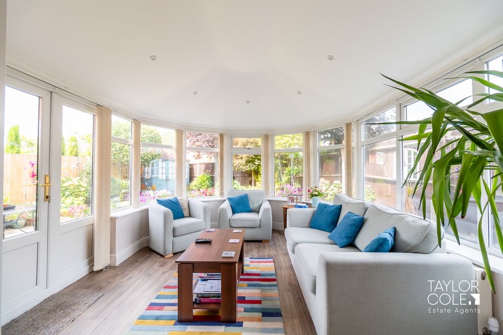 Additional image 15 of 4 bed detached house for saleKensington Drive, Tamworth B79