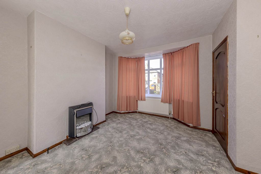 Additional image 3 of 3 bed semi-detached house for saleClive Avenue, Stoke On Trent ST2