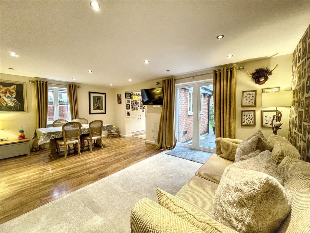 Additional image 3 of 4 bed detached house for saleGoldfinch Road, Uppingham, Oakham LE15