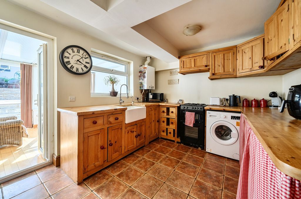 Additional image 4 of 3 bed terraced house for salePavy Cottages, Markham Road, Swindon SN4