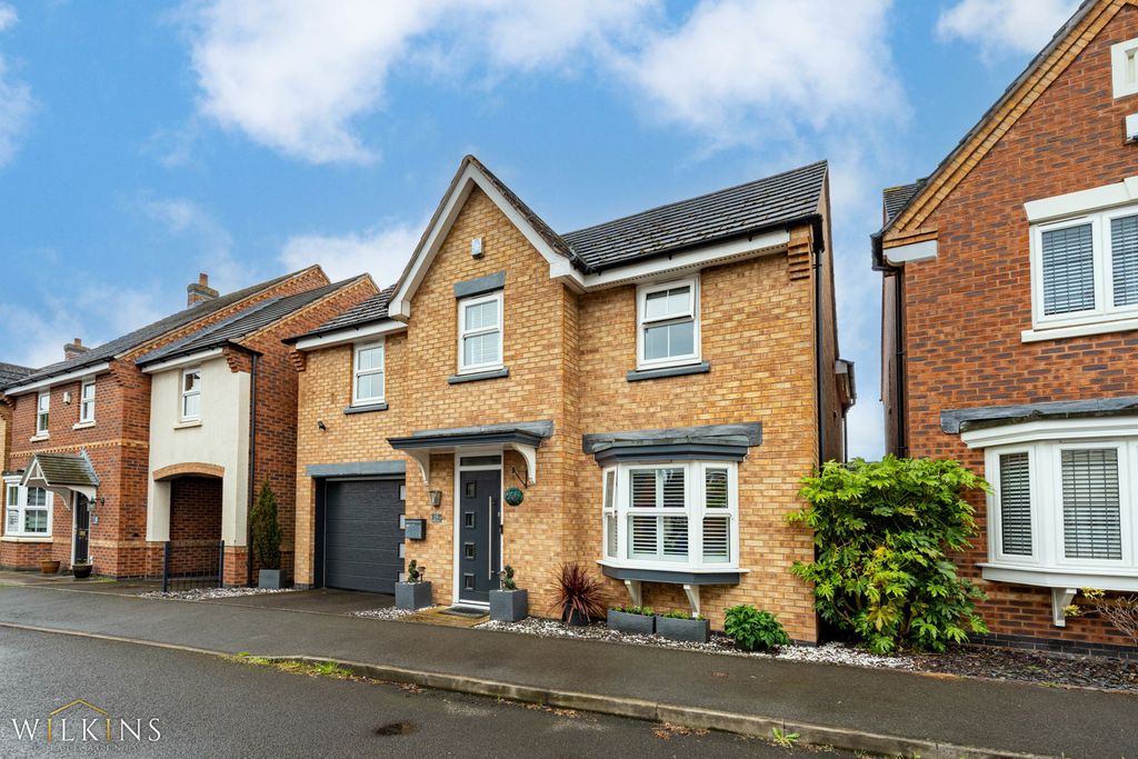 Additional image 32 of 4 bed detached house for saleField Close, Kettlebrook, Tamworth, Staffordshire B77