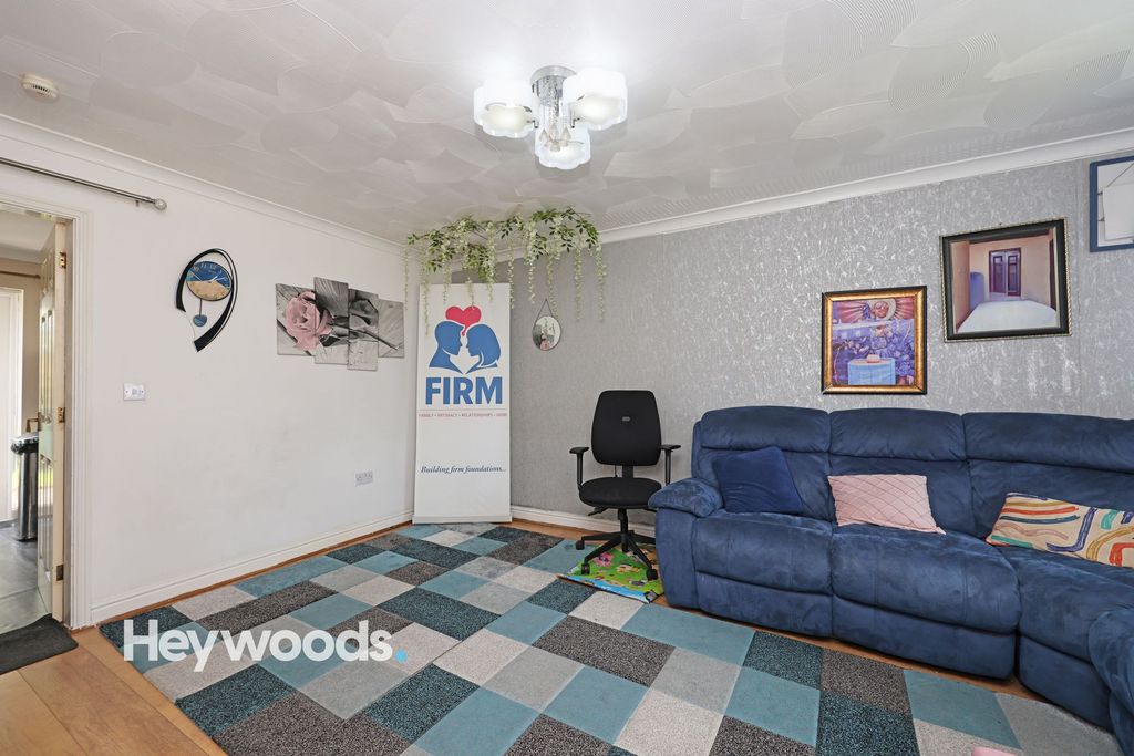 Additional image 8 of 3 bed detached house for saleMayer Avenue, Newcastle ST5