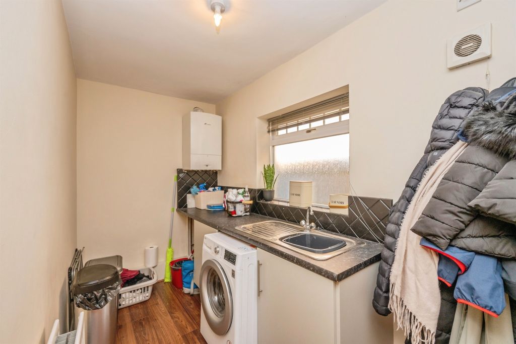 Additional image 17 of 4 bed semi-detached house for saleCourt Drive, Lichfield WS14