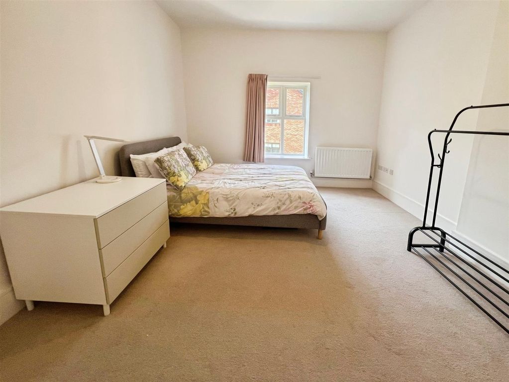 2 bed flat for saleCressing Place, Keele, Newcastle ST5 photo 3